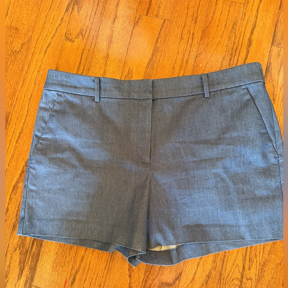 LOFT - Riviera Women's Chambray Tailored Shorts